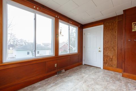 445 Morgan St, Elgin, IL 60123 photo 10