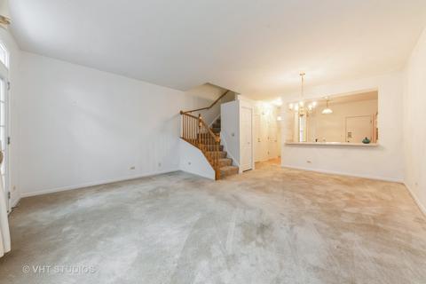 5393 Mayflower Ct, Rolling Meadows, IL 60008 photo 2