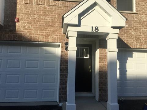 18 Grey Wolf Dr, Wheeling, IL 60090 photo 2