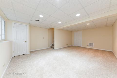 5480 Elizabeth Pl, Rolling Meadows, IL 60008 photo 7