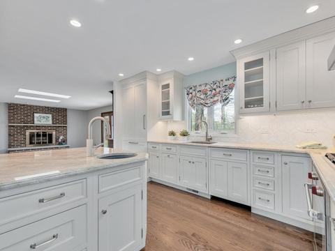 26 W044 Cree Ln, Wheaton, IL 60187 photo 14