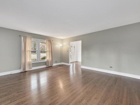 26 W044 Cree Ln, Wheaton, IL 60187 photo 6