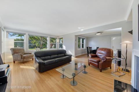 357 E Parkview Ave, Elmhurst, IL 60126 photo 3