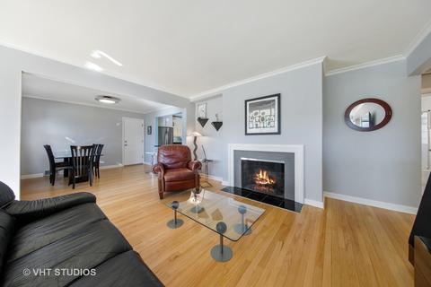 357 E Parkview Ave, Elmhurst, IL 60126 photo 4