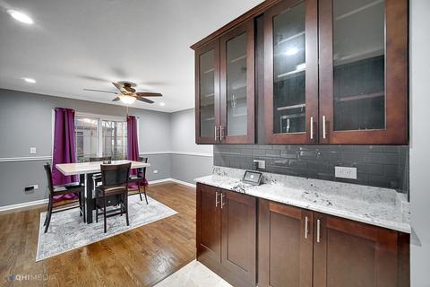 61 E 87th St, Chicago, IL 60619 photo 6