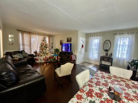 652 Keep Ave, Elgin, IL 60120 photo 11