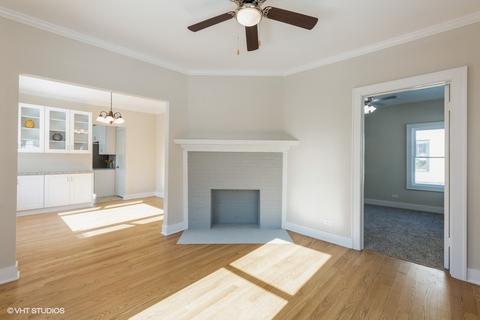 270 Hamilton Ave, Elgin, IL 60123 photo 4