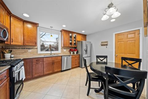 406 Aurora Way, Wheaton, IL 60187 photo 7