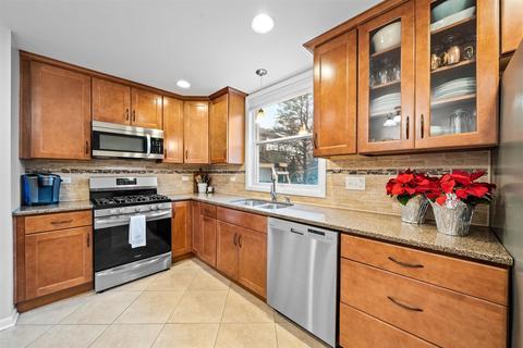 406 Aurora Way, Wheaton, IL 60187 photo 6