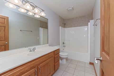 2432 Sedwick Dr, Normal, IL 61761 photo 47