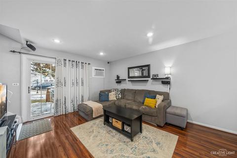 231 Raintree Ct, Aurora, IL 60504 photo 3