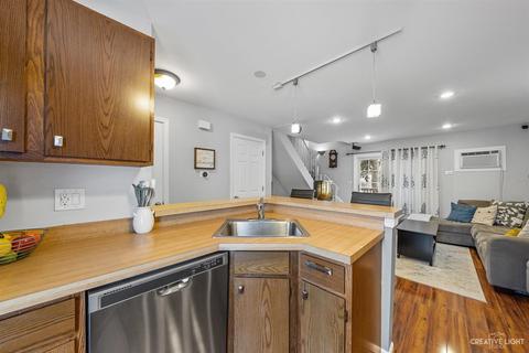 231 Raintree Ct, Aurora, IL 60504 photo 7