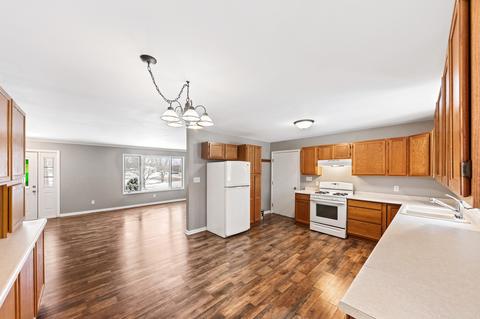 1247 N Erickson Dr, Kankakee, IL 60901 photo 11