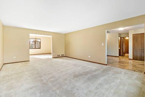 2734 Maynard Ct, Glenview, IL 60025 photo 3
