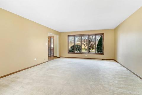 2734 Maynard Ct, Glenview, IL 60025 photo 4