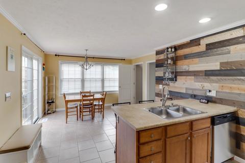 1628 Belclare Rd, Normal, IL 61761 photo 16