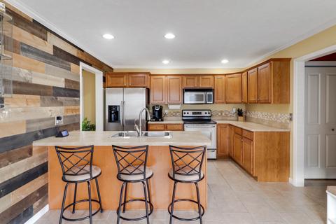 1628 Belclare Rd, Normal, IL 61761 photo 12