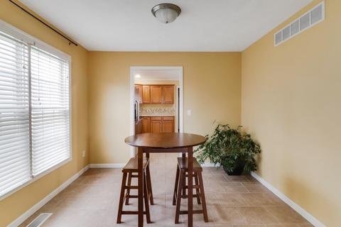 1628 Belclare Rd, Normal, IL 61761 photo 10
