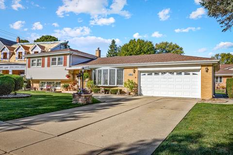 600 Hatlen Ave, Mount Prospect, IL 60056 photo 2