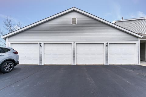 612 Mallard Ct #B2, Bartlett, IL 60103 photo 3