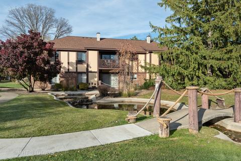 1604 Thames Ct #B, Wheaton, IL 60189 photo 3