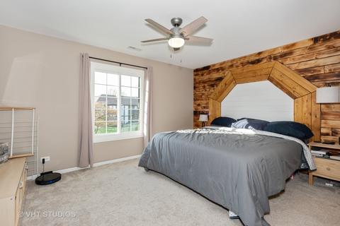 1604 Thames Ct #B, Wheaton, IL 60189 photo 9