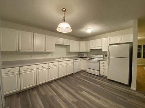 4 Andy Ct #2, Bloomington, IL 61704 photo 4