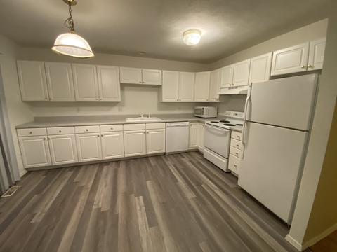 4 Andy Ct #2, Bloomington, IL 61704 photo 5