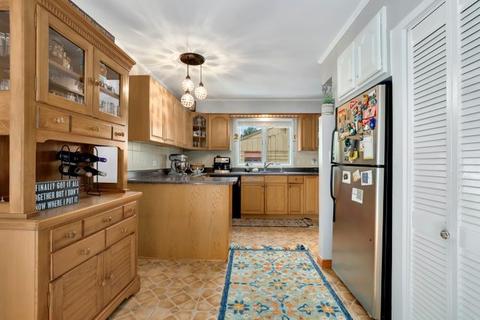 407 S Morgan Ave, Wheaton, IL 60187 photo 15
