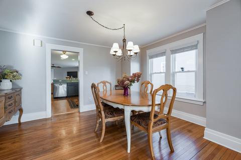 413 E Indiana St, Wheaton, IL 60187 photo 3