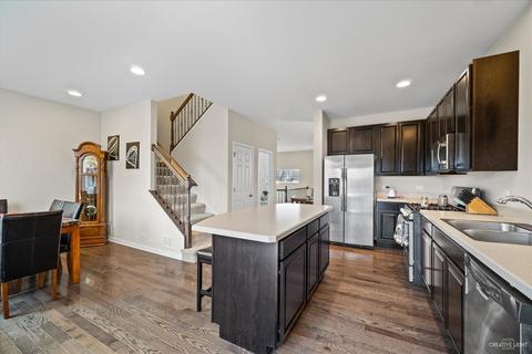 4002 Pompton Ave, Elgin, IL 60124 photo 8
