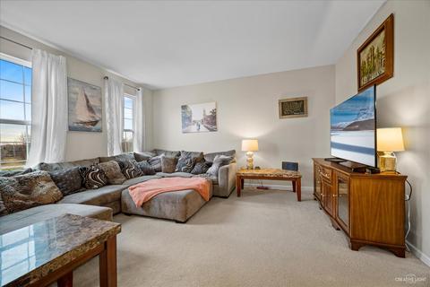4002 Pompton Ave, Elgin, IL 60124 photo 3
