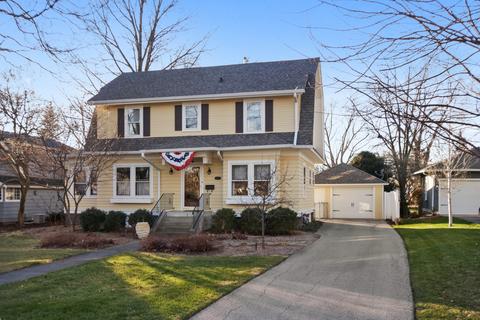 803 N School St, Normal, IL 61761 photo 1