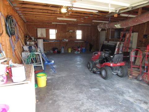 25 Chestnut St, Weldon, IL 61882 photo 15