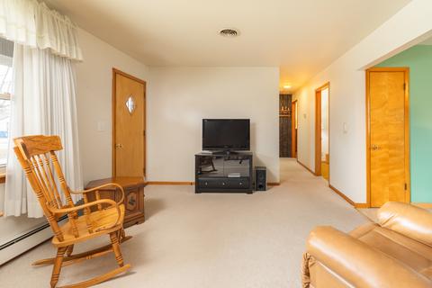 625 13th St, Peru, IL 61354 photo 6