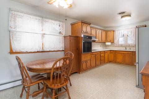 625 13th St, Peru, IL 61354 photo 7