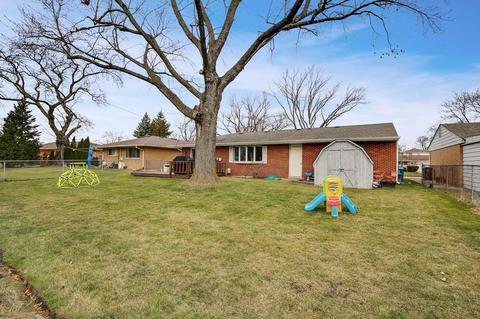 351 Ambleside Rd, Des Plaines, IL 60016 photo 32