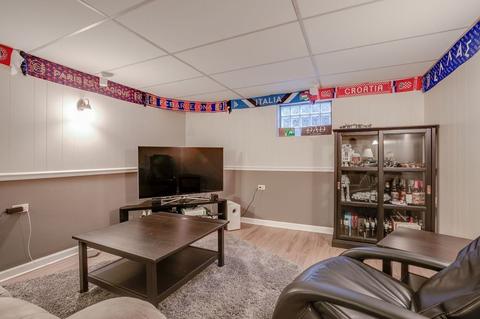 351 Ambleside Rd, Des Plaines, IL 60016 photo 22