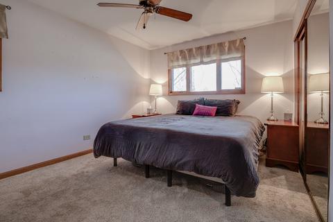 351 Ambleside Rd, Des Plaines, IL 60016 photo 27