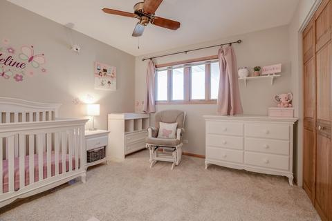 351 Ambleside Rd, Des Plaines, IL 60016 photo 15