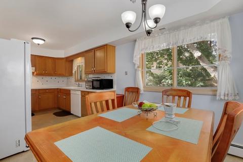 897 Rose Ln, Wheeling, IL 60090 photo 8