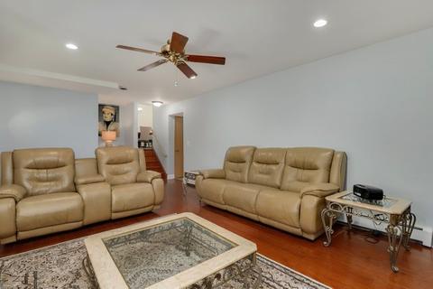 897 Rose Ln, Wheeling, IL 60090 photo 11
