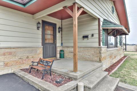 206 E 4th St, Homer, IL 61849 photo 2