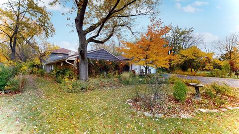 7607 Hamilton Ave, Burr Ridge, IL 60527 photo 3