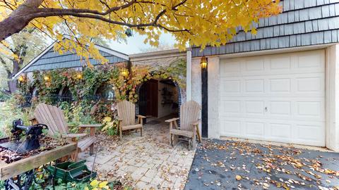 7607 Hamilton Ave, Burr Ridge, IL 60527 photo 4