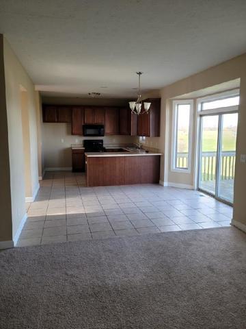 385 Red Fox Dr, Davis Junction, IL 61020 photo 9