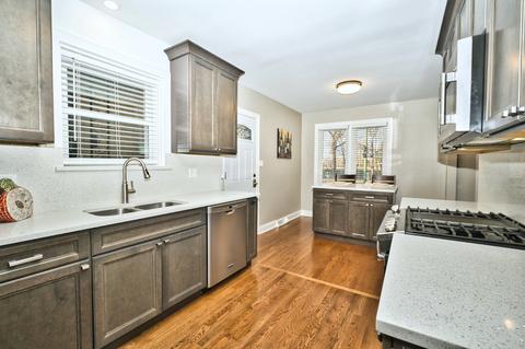 4311 W Devon Ave, Chicago, IL 60646 photo 14