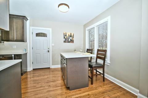 4311 W Devon Ave, Chicago, IL 60646 photo 7