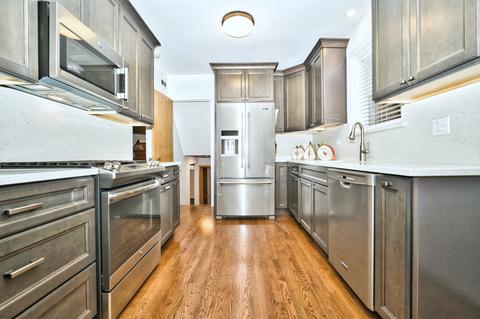 4311 W Devon Ave, Chicago, IL 60646 photo 12