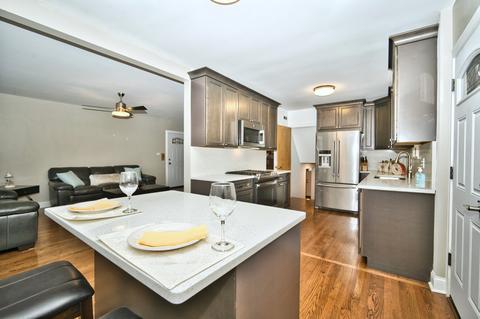 4311 W Devon Ave, Chicago, IL 60646 photo 10